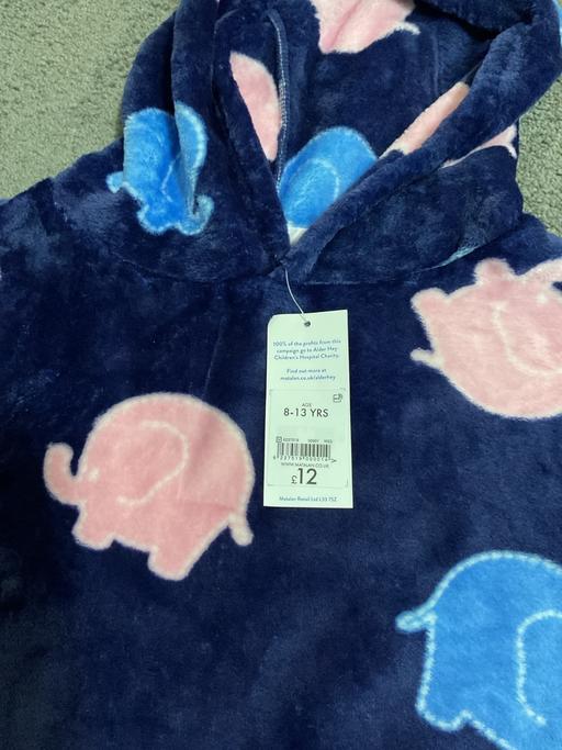 Buy & Sell Whiston Rotherham - Photos for Lovely soft matalan snoodie.N,W.T