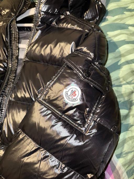 Buy & Sell Tooting Broadway South West London - Photos for Moncler maya