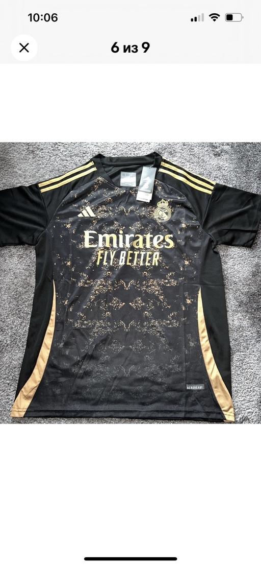 Buy & Sell Waltham Forest East London - Photos for Real Madrid Away, Shirt, Black & Gold,L,M.