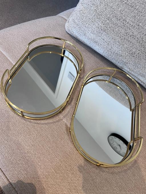 Buy & Sell Enfield Lock Enfield - Photos for Small Gold mirrored jewellery trays