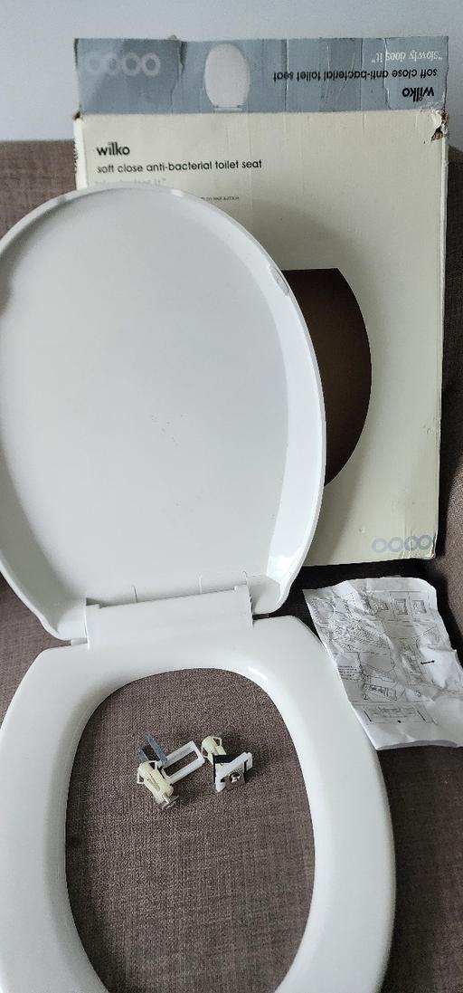 Buy & Sell Little Lever Bolton - Photos for toilet seat