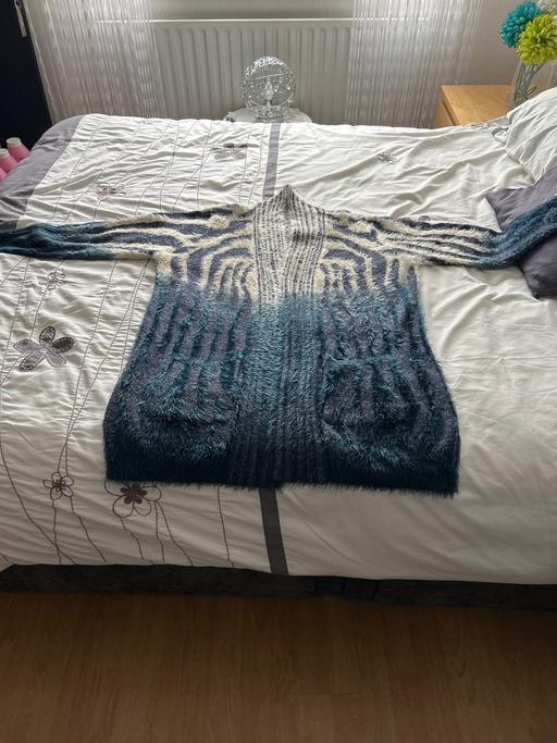 Buy & Sell Halsnead Park Knowsley - Photos for Ladies romans cardigan 