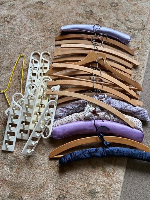 Buy & Sell Lye Dudley - Photos for Bundle of Coat hangers and space savers