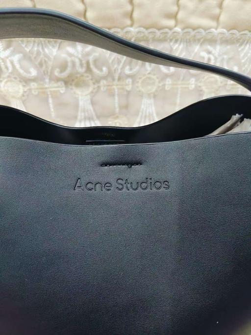 Buy & Sell Blackhorse Road East London - Photos for Acne studios bag