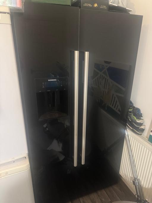 Buy & Sell Navestockside Brentwood - Photos for Free American Style Fridge Freezer