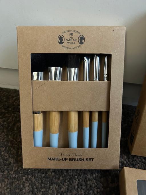 Buy & Sell Raynes Park South West London - Photos for Make up brushes new sostrene grene