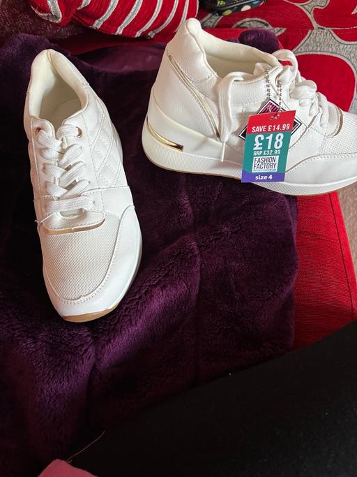 Buy & Sell Minehead Somerset - Photos for White Trainers