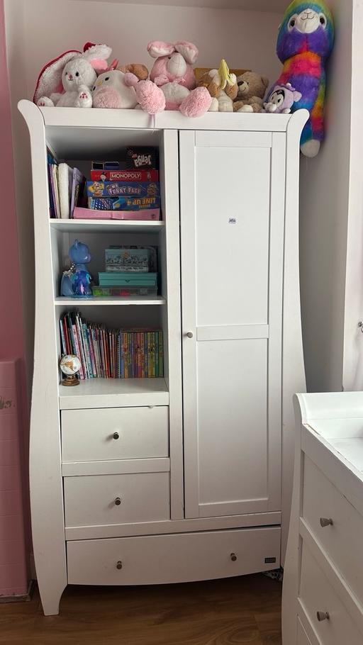 Buy & Sell Northumberland Park North London - Photos for Mother care bambino wardrobe white