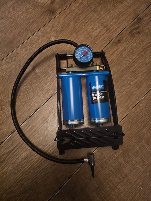 Vehicles Holly Hall Dudley - Photos for DRAPER DOUBLE CYLINDER FOOTPUMP..AS NEW