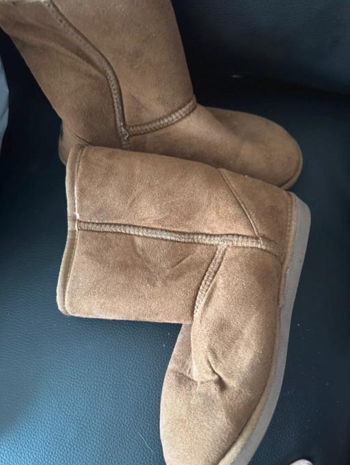 Buy & Sell Kenton Brent - Photos for Brown suede boots