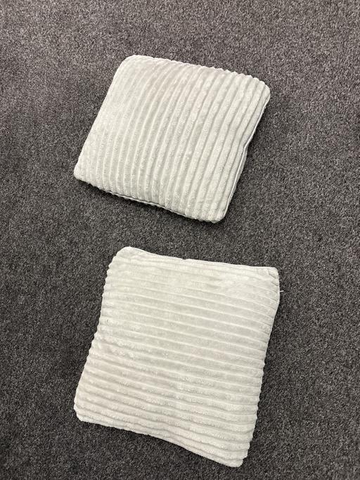 Buy & Sell Tinsley Sheffield - Photos for X2 cushions