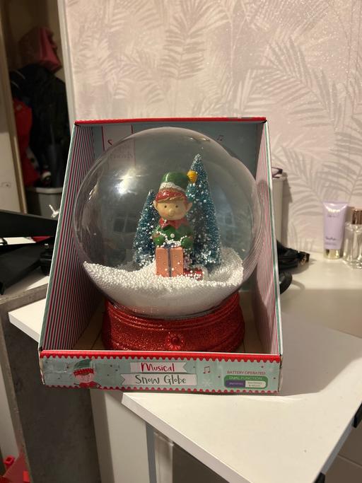 Buy & Sell Whiston Knowsley - Photos for Musical snow globe