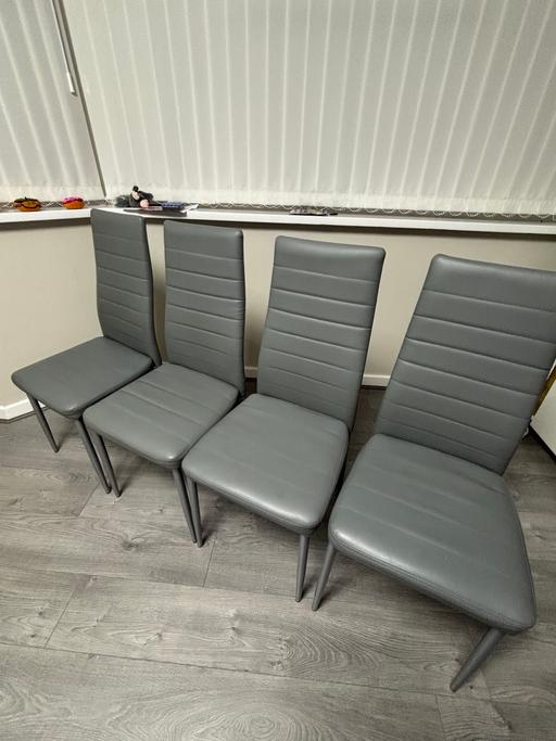 Buy & Sell Sandwell West Midlands - Photos for 4 grey chairs