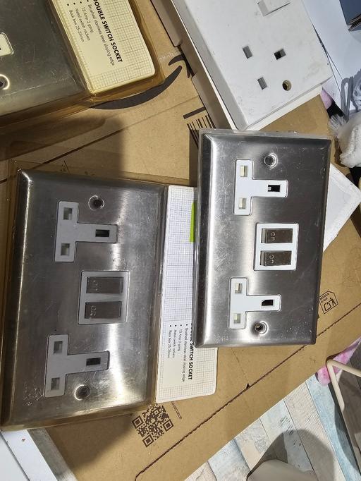 Buy & Sell Carter Knowle Sheffield - Photos for plug sockets