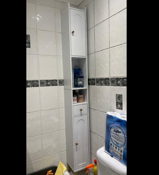 Buy & Sell Cambridge Heath East London - Photos for Tall white cabinet storage unit shelves