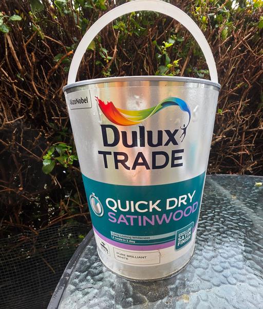 Buy & Sell Ealing West London - Photos for Paint Dulux Trade