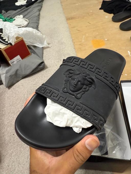 Buy & Sell Forest Gate East London - Photos for Versace sliders for sale!