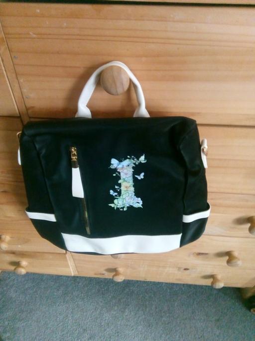 Buy & Sell Yew Tree Estate Sandwell - Photos for Girls Backpack 🎒