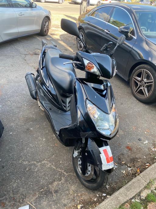 Vehicles Kingsbury North West London - Photos for Yamaha Cygnus 125 cc