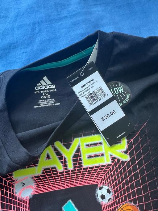 Buy & Sell Bedfont Hounslow - Photos for Adidas top