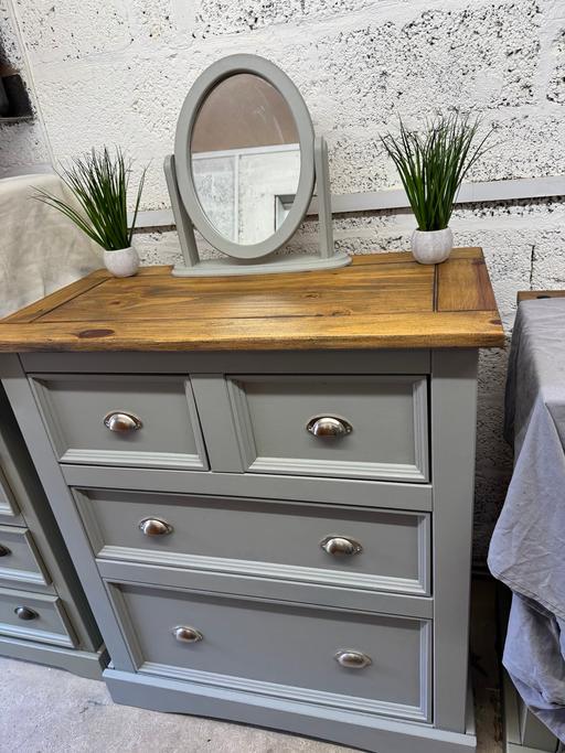 Buy & Sell Hoobrook Wyre Forest - Photos for Pine drawers and mirror