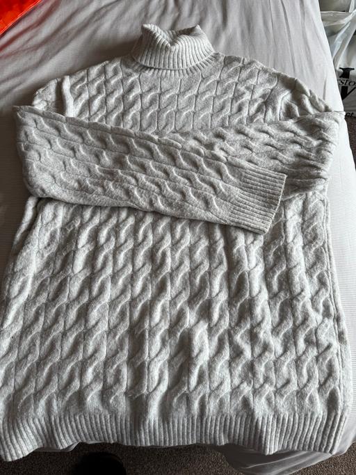 Buy & Sell New Eltham South East London - Photos for M&S beige jumper 2XL
