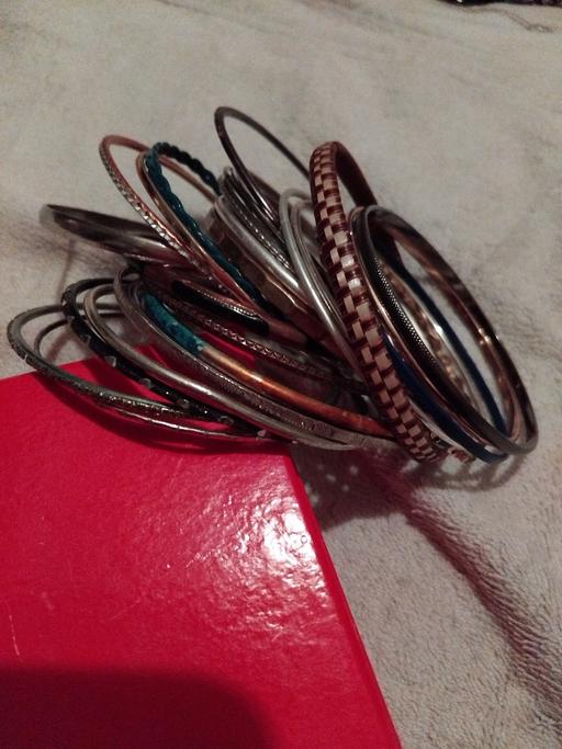 Buy & Sell Milton Regis Swale - Photos for lot of braclets