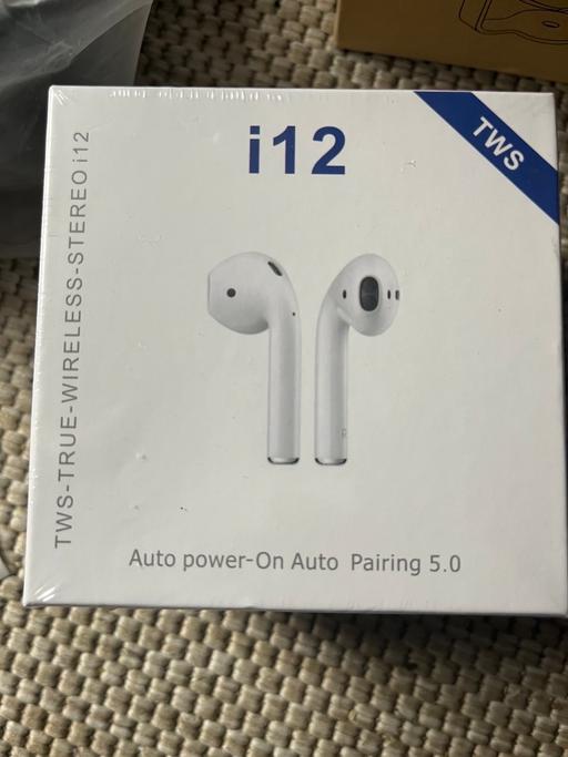 Buy & Sell Wednesfield Wolverhampton - Photos for New ear buds £3 a few available