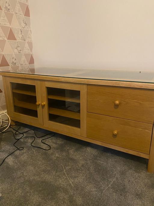 Buy & Sell Hall Green Birmingham - Photos for Solid tv unit.