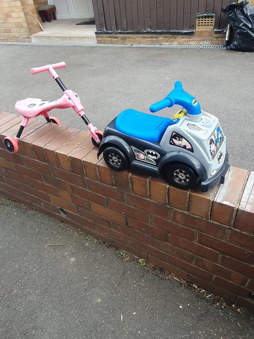 Buy & Sell Pensnett Dudley - Photos for Batman Ride On With Noises & Car Ramp, Good