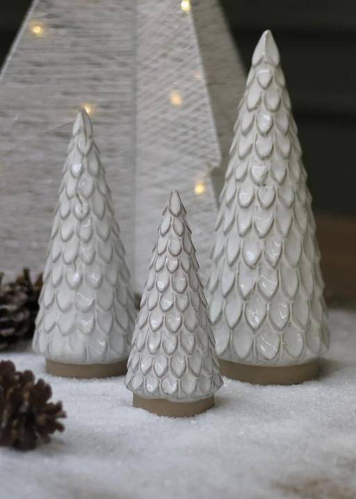 Buy & Sell Thursby Cumberland - Photos for set of 3 scalloped Xmas trees