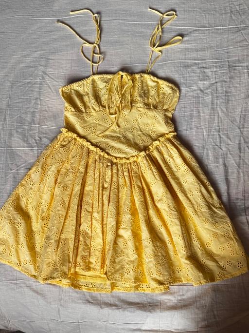Buy & Sell London Luton Airport Luton - Photos for Yellow mini dress,size 8 and 14