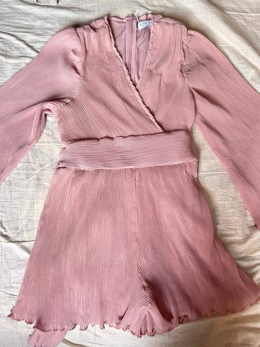 Buy & Sell London Luton Airport Luton - Photos for Pink woman playsuit, size 8