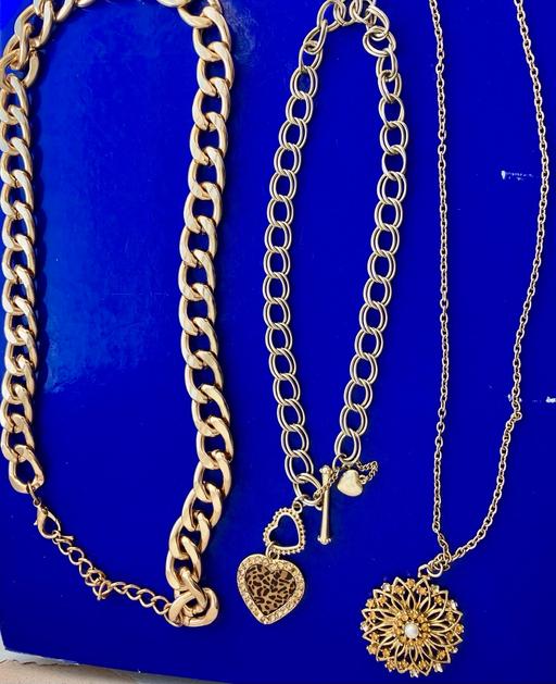 Buy & Sell Yeovil Somerset - Photos for 3xRolled gold necklaces 24” & 17” & 13.5”
