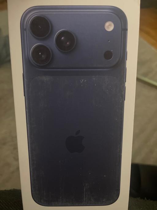 Buy & Sell Thornhill Cardiff - Photos for iPhone 17 pro max
