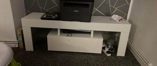 Buy & Sell Bromley by Bow East London - Photos for White tv stand ,