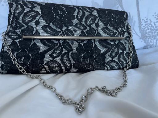 Buy & Sell Nelson Pendle - Photos for Clutch