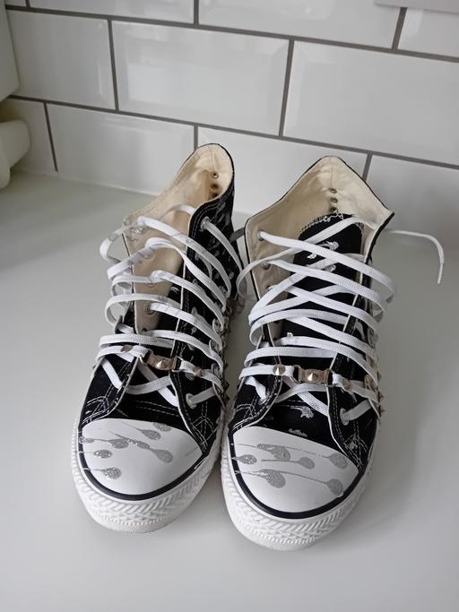 Buy & Sell Dudley Port Sandwell - Photos for mens gothis/blingy hightops