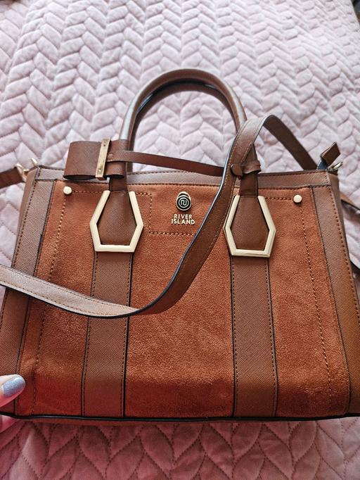 Buy & Sell Fordhouses Wolverhampton - Photos for River island bag