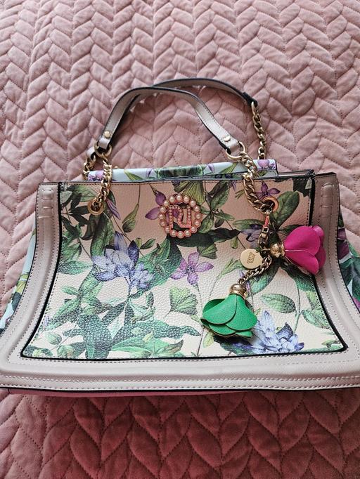 Buy & Sell Fordhouses Wolverhampton - Photos for River island bag