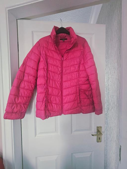 Buy & Sell Newton Doncaster - Photos for Lightweight padded jacket, size 14.