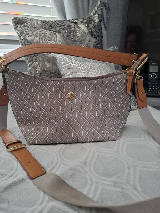 Buy & Sell Park Hill Sheffield - Photos for jaspa conman bag