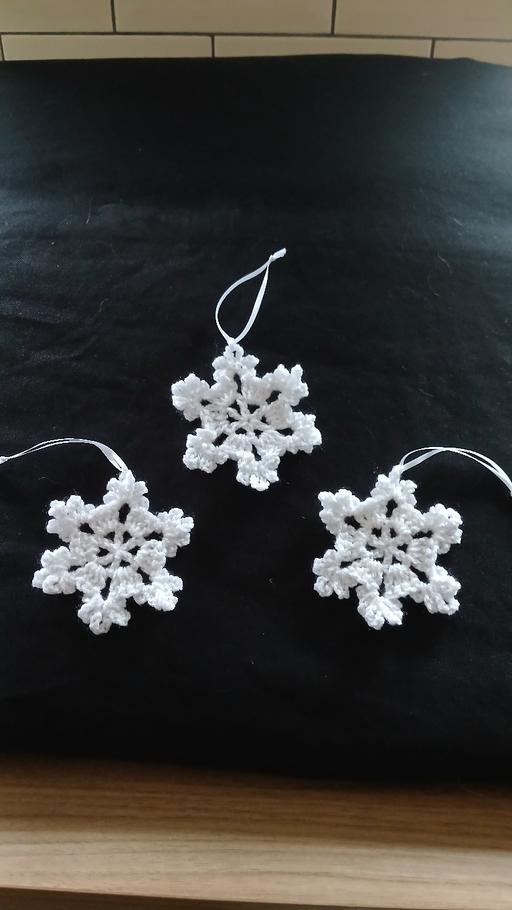Buy & Sell Selly Oak Birmingham - Photos for Xmas Snowflakes (hand made)