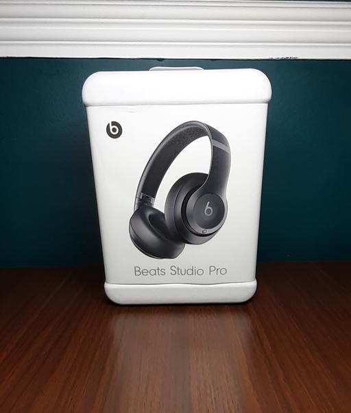 Buy & Sell All Saints East London - Photos for Beats Studio Pro