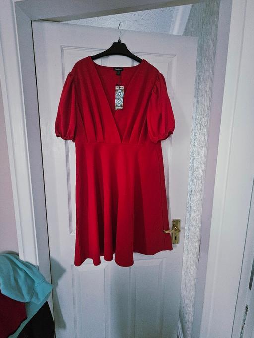 Buy & Sell Newton Doncaster - Photos for Boohoo Dress, size 20..NEW with tags.
