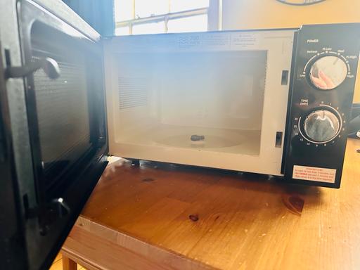 Buy & Sell Queensway Central London - Photos for Microwave
