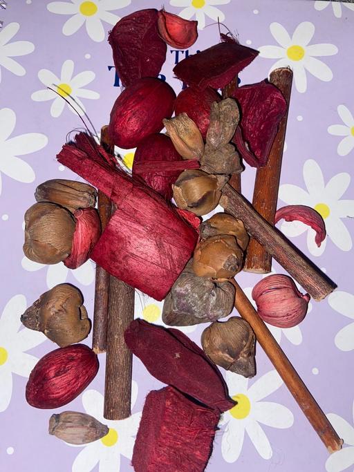 Buy & Sell Stow Heath Wolverhampton - Photos for Potpourri
