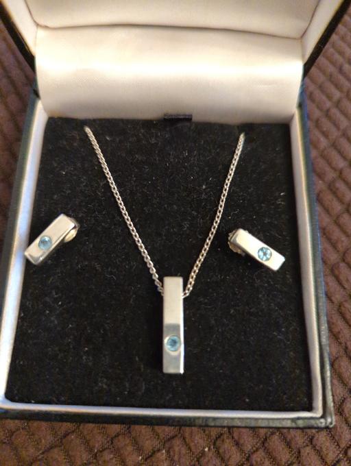 Buy & Sell Chatham Medway - Kent - Photos for 925 silver necklace and earrings.