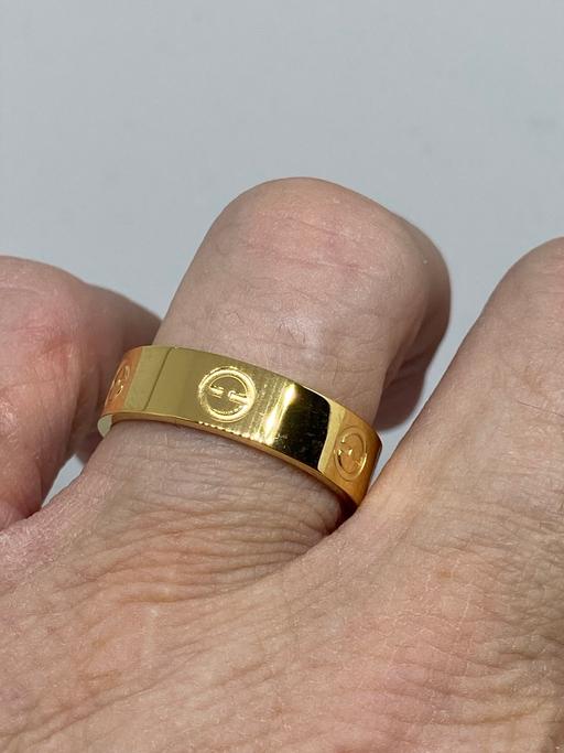 Buy & Sell Western Docks Southampton - Photos for Women’s gold love cross band ring designer