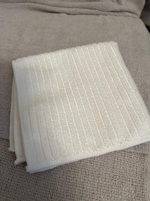 Buy & Sell Easington Lane Sunderland - Photos for Microfibre Cleaning Cloth ( New )